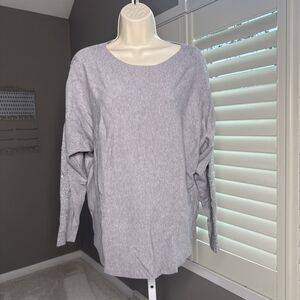 LIV MILANO MEDIUM sweater Studded Star Detail on sleeves Fits 10 12